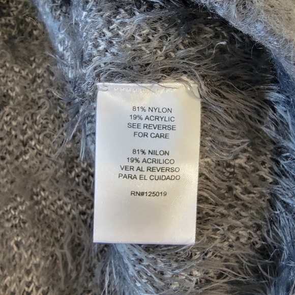 Joseph A Crewneck Sweater Eyelash Dark And Light Gray Circles Soft Fuzzy Size S - Picture 6 of 9